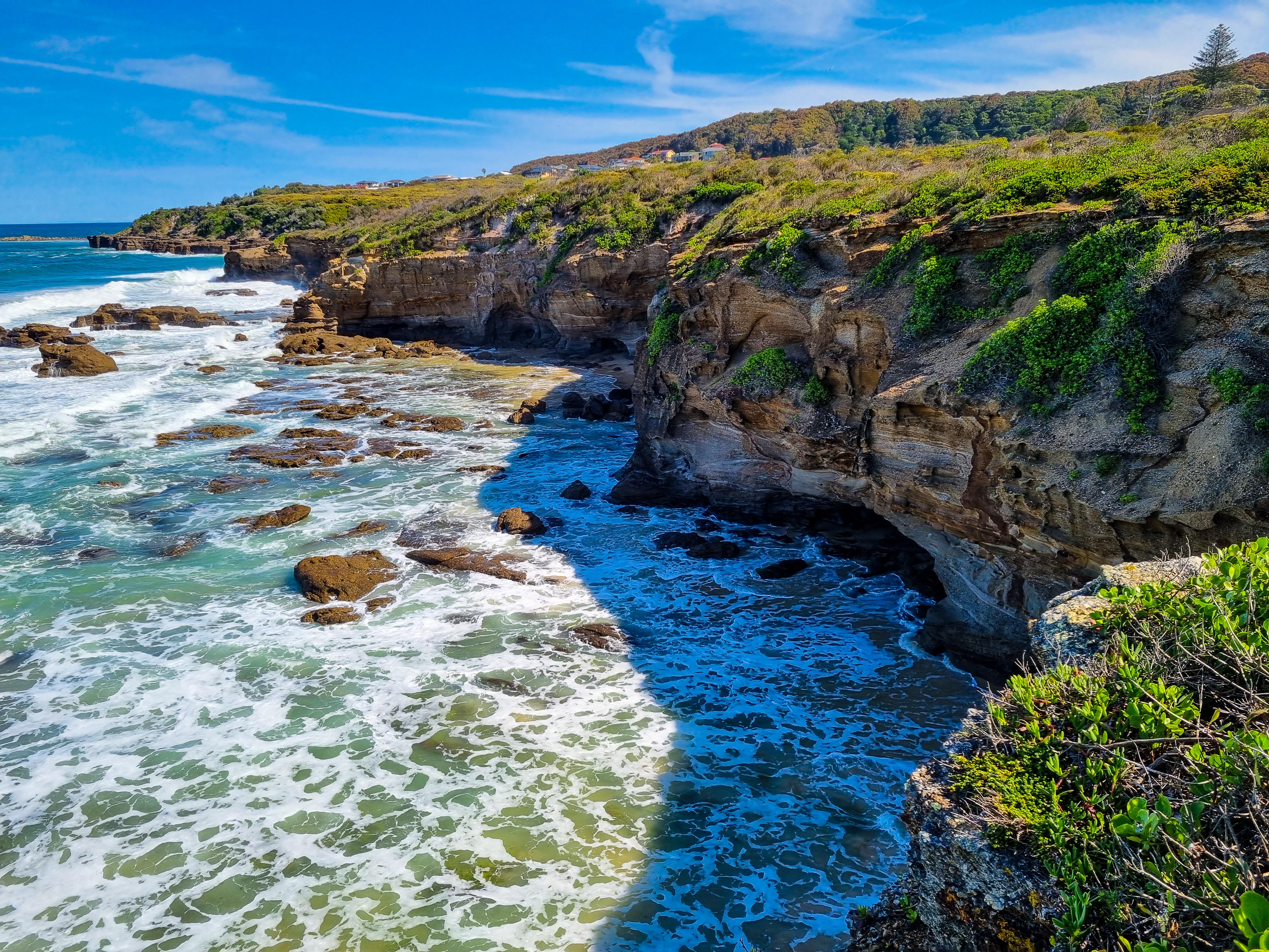 Caves Beach