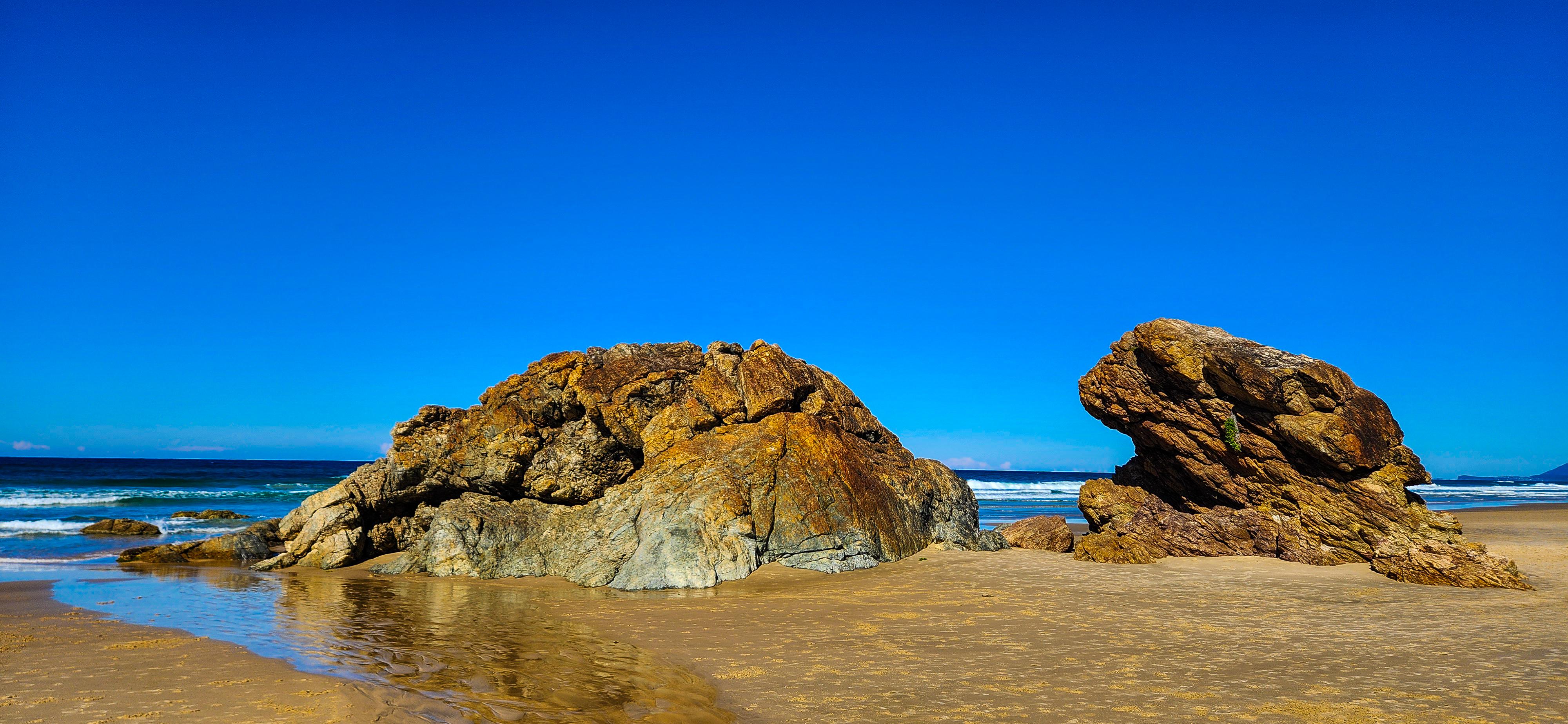 Watonga Rocks, Lighthouse Beach in Port Macquarie