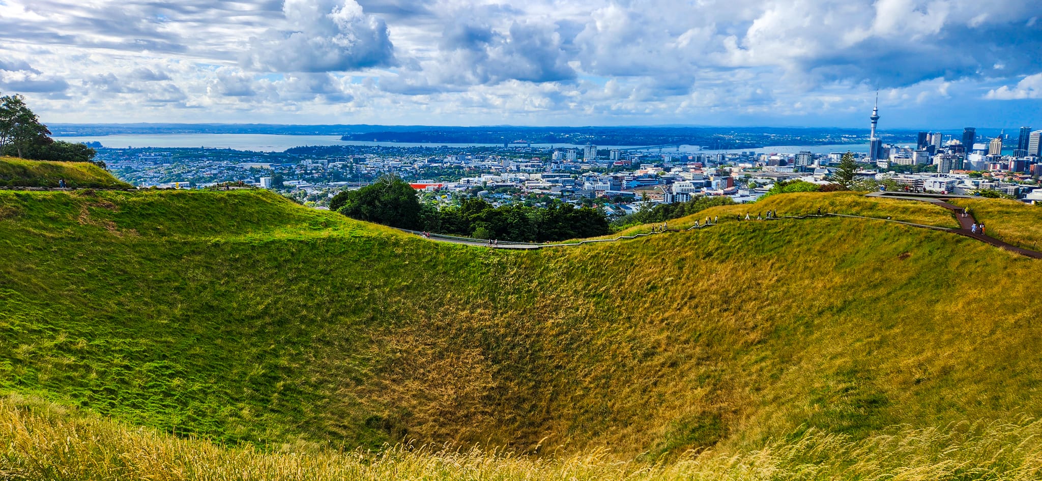 Mount Eden Crater Walk in Auckland