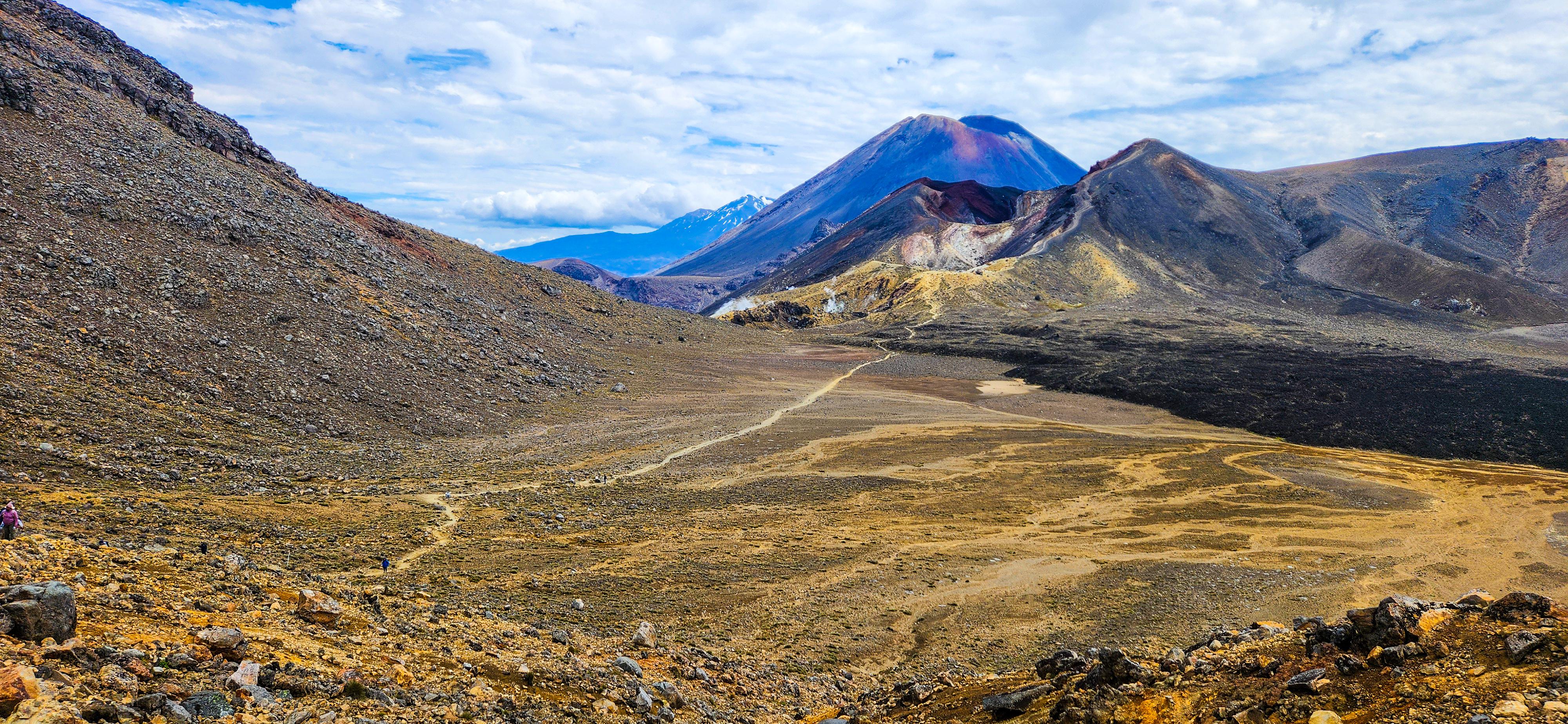 Views of Mount Ruapehu, Ngauruhoe (Mt. Doom) and Tongariro on the Tongariro Alpine Crossing