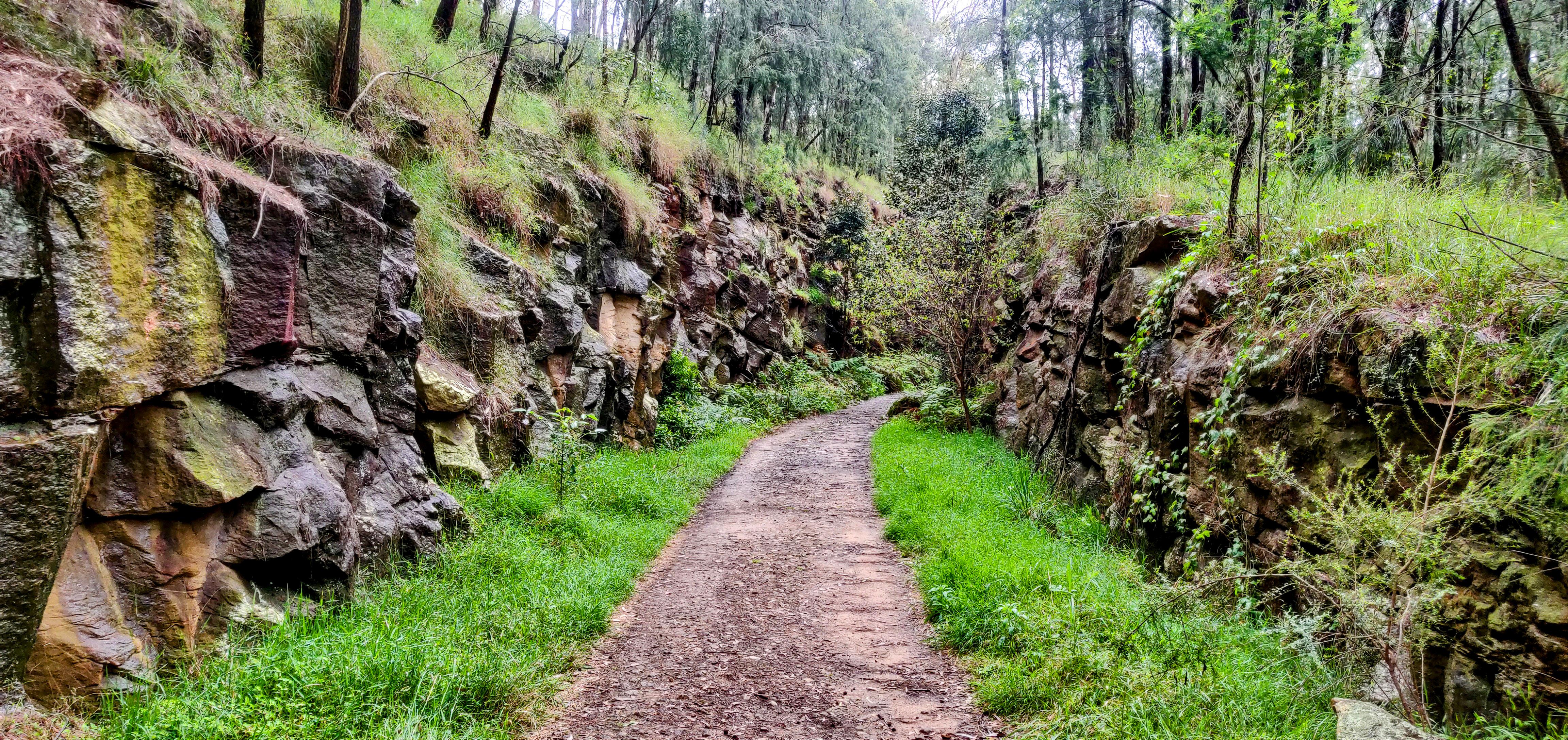Return Trail continues to Knapsack Bridge